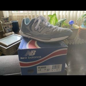 Brand New WL800 Women New Balance Sneakers